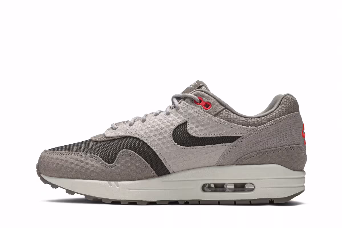 Nike Air Max 1 Premium Moon Particle, view 4