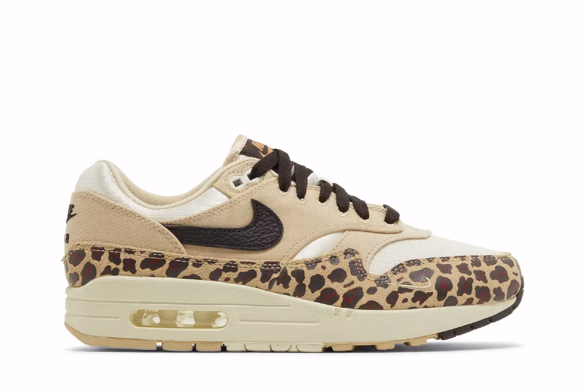 Nike Women's Air Max 1 Leopard Print, view 2