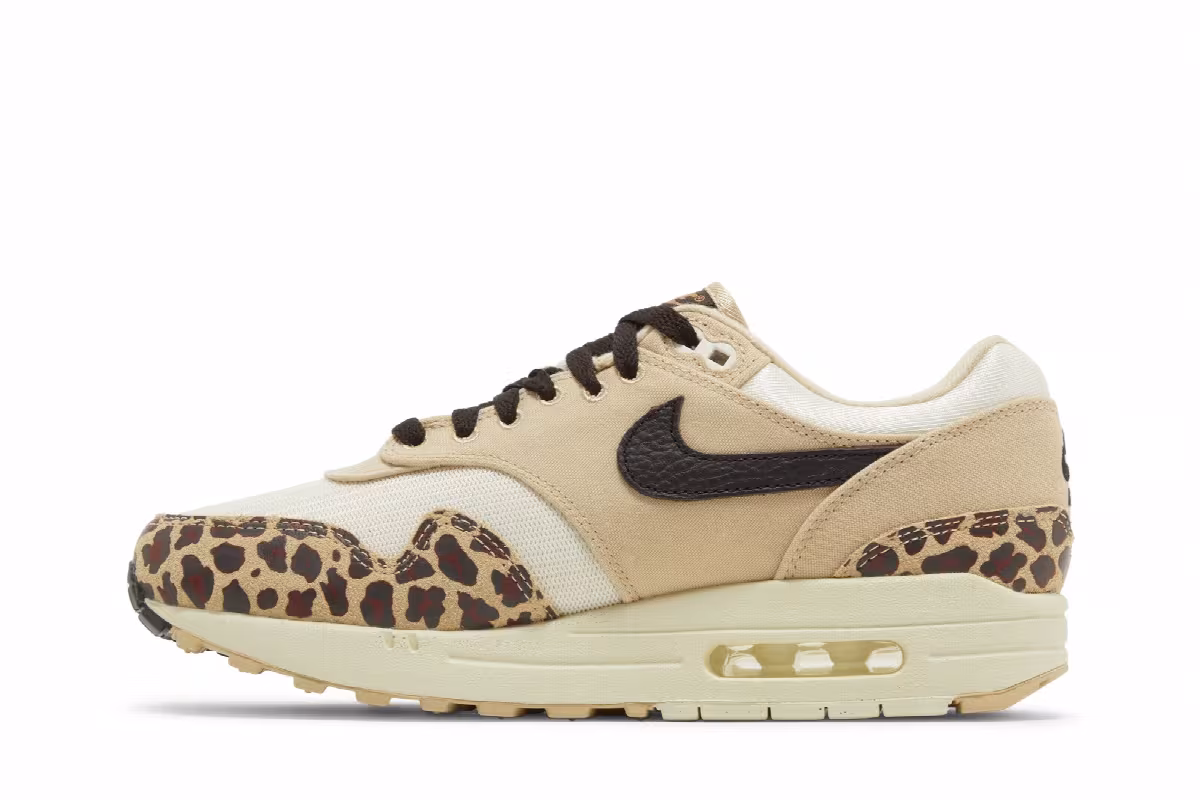 Nike Women's Air Max 1 Leopard Print, view 4