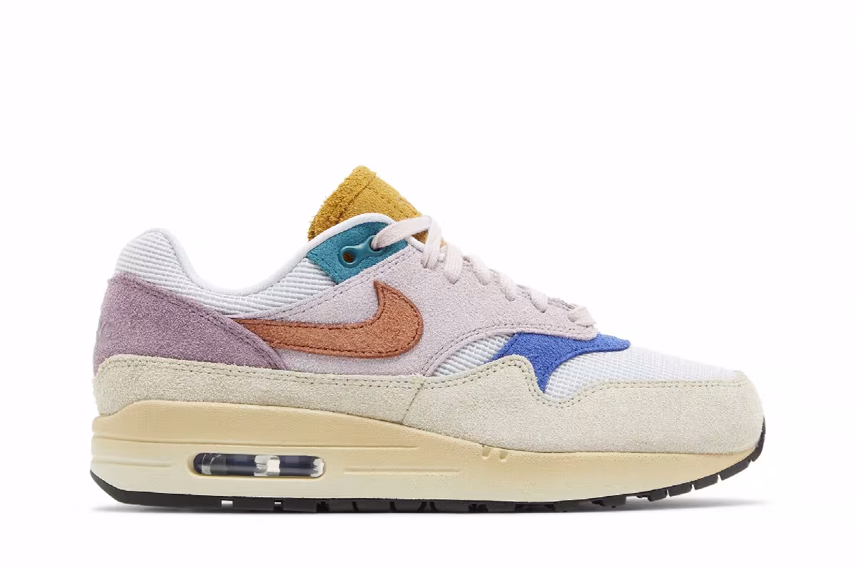 Nike Women's Air Max 1 Tan Lines, view 2
