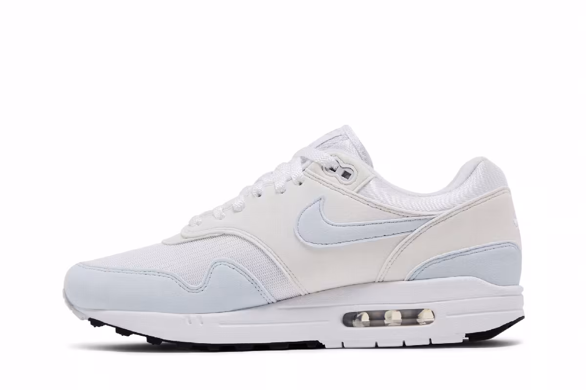 Nike Women's Air Max 1 Football Grey, view 4