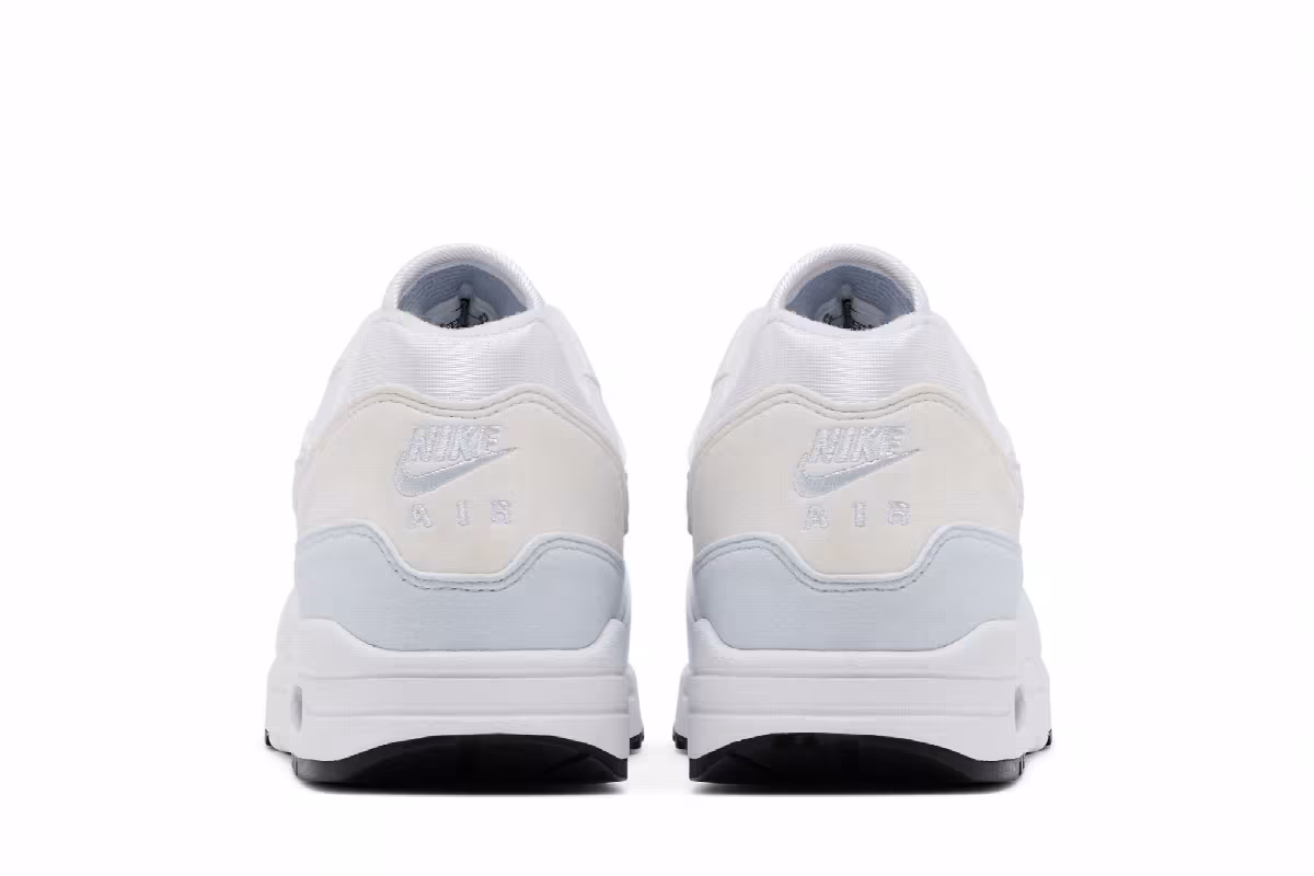 Nike Women's Air Max 1 Football Grey, view 7