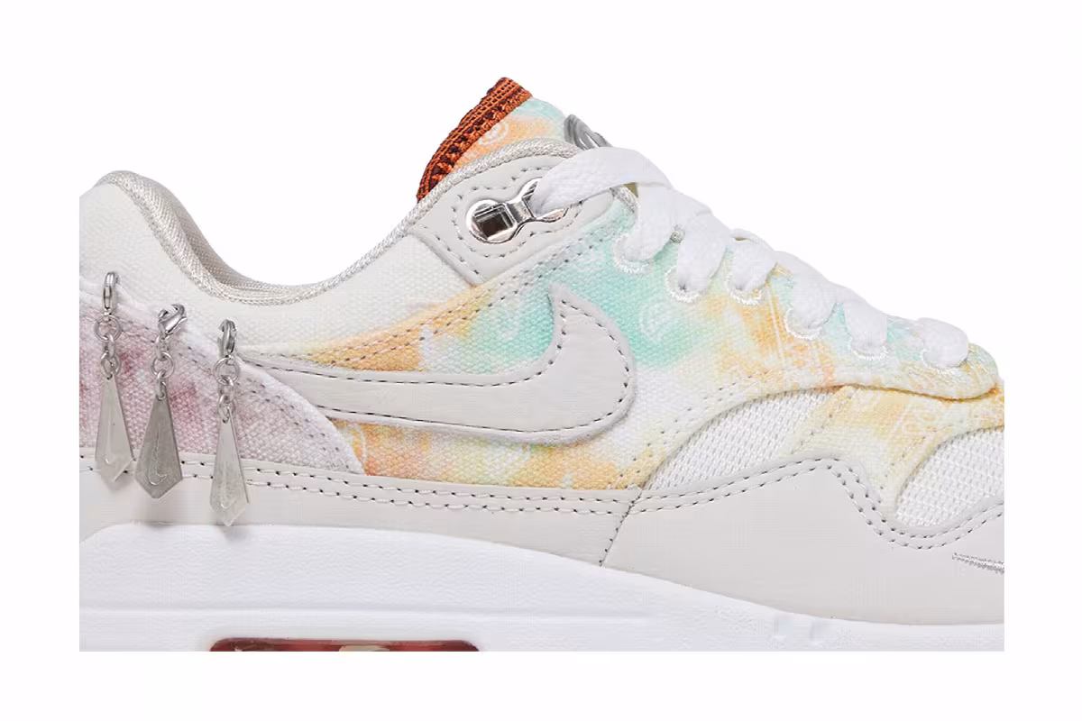 Nike Women's Air Max 1 Metal Charms, view 3