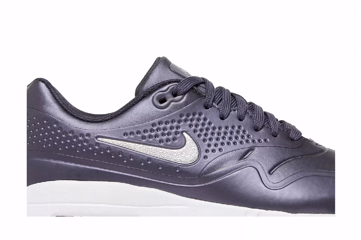 Nike Women's Air Max 1 Golf Gridiron Echo Pink, view 3