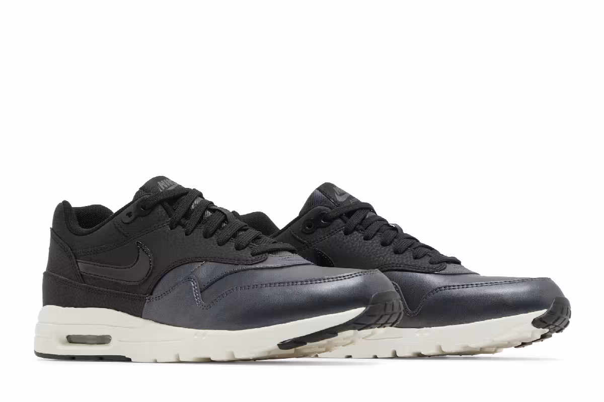 Nike Women's Air Max 1 Ultra SE Metallic Hematite, view 9
