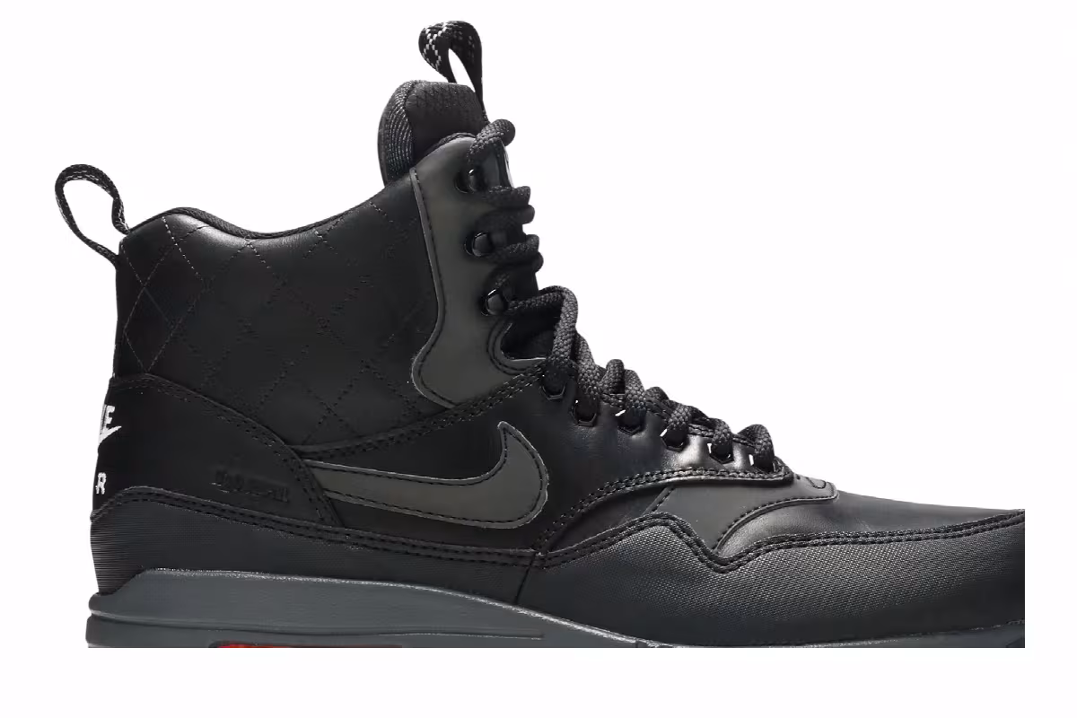 Nike Women's Air Max 1 Mid Black Menta, view 3
