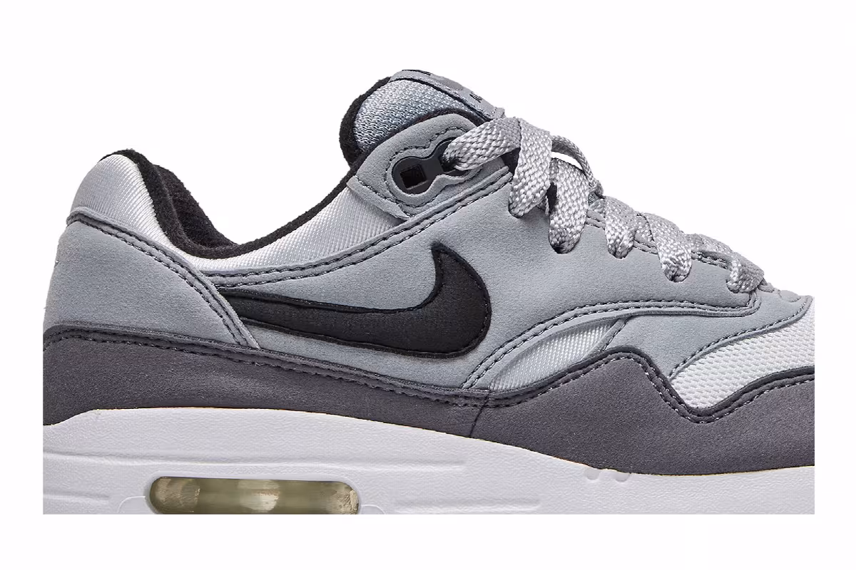 Nike Air Max 1 GS Wolf Grey Gunsmoke, view 3