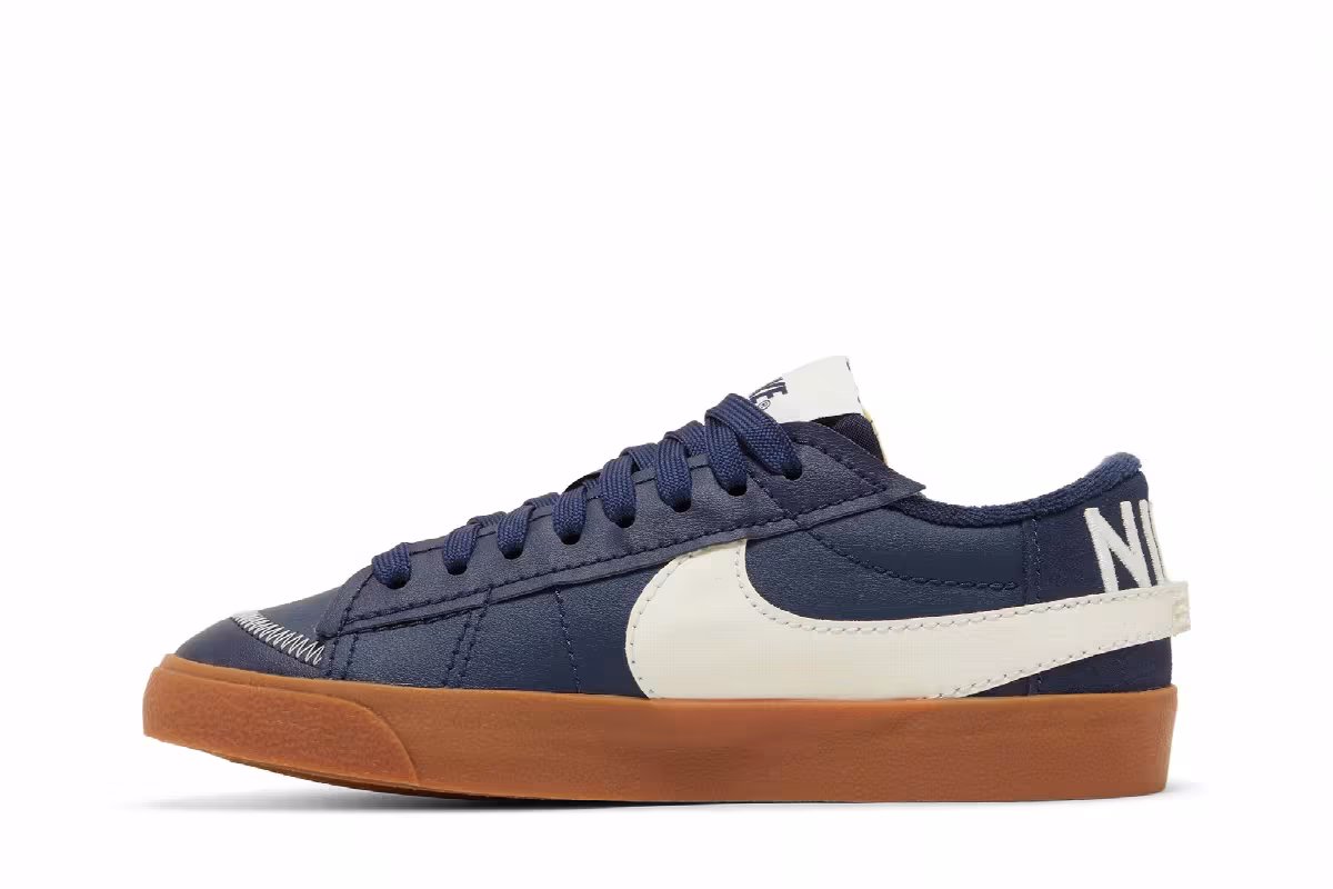 Nike Blazer Low Midnight Navy Gum, view 4