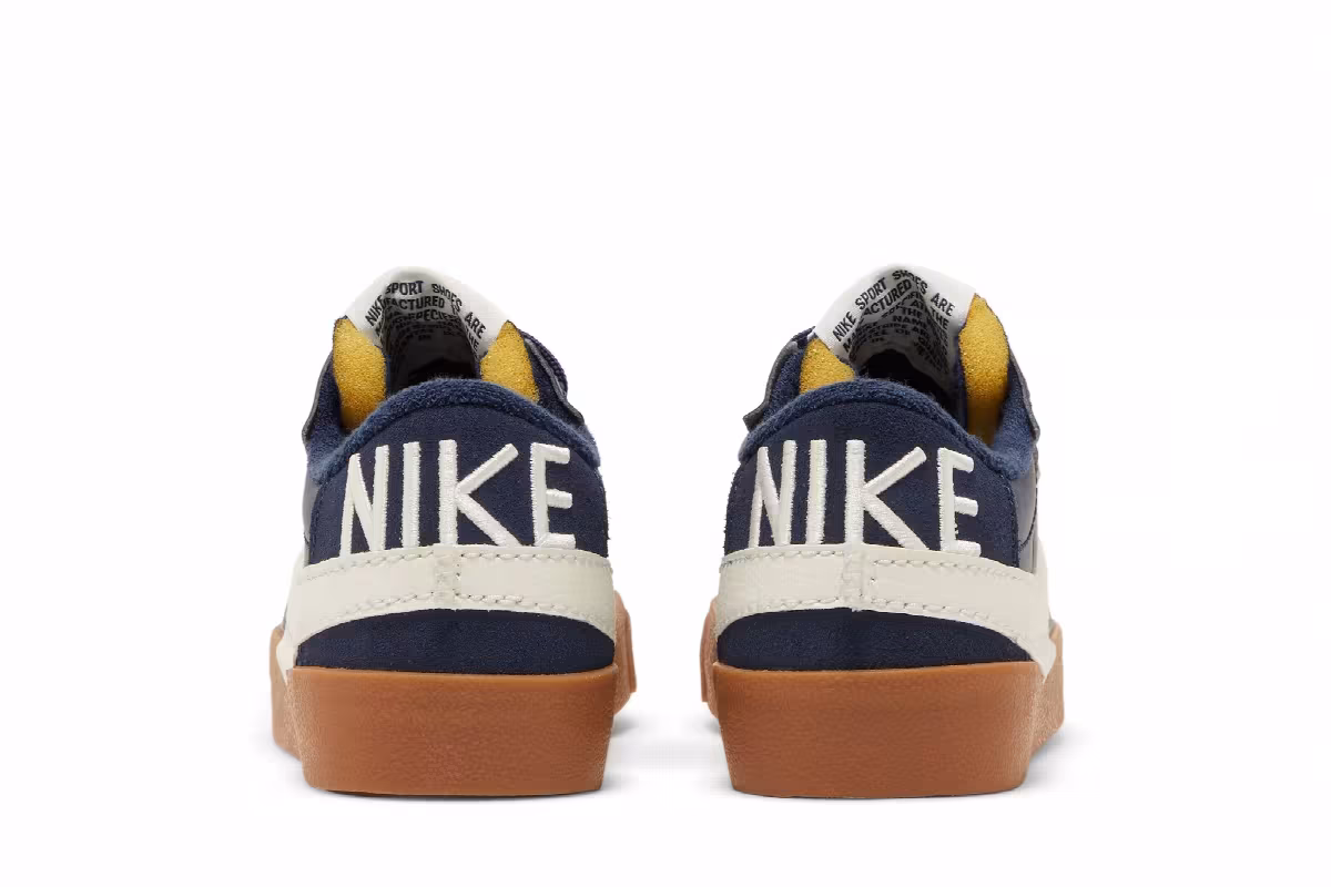 Nike Blazer Low Midnight Navy Gum, view 7