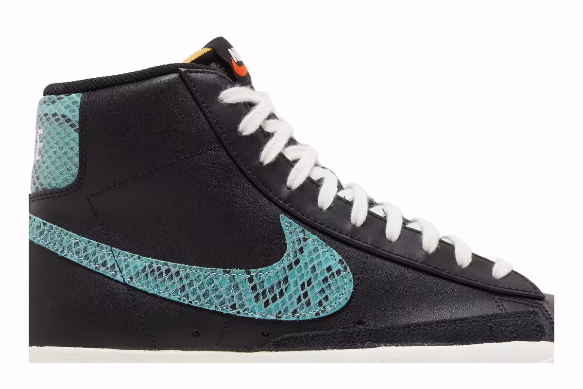 Nike Blazer Mid VNTG Snakeskin Swoosh, view 3