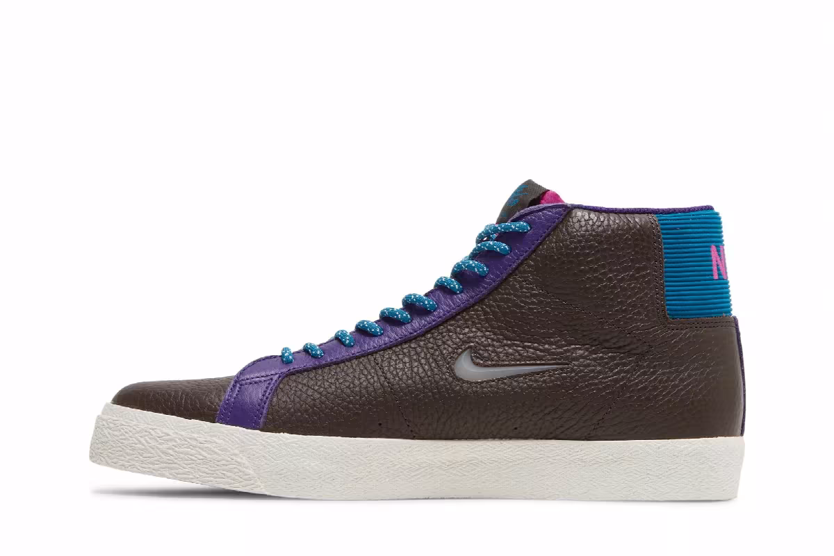 Nike Zoom Blazer Mid Premium SB Pacific Northwest, view 4