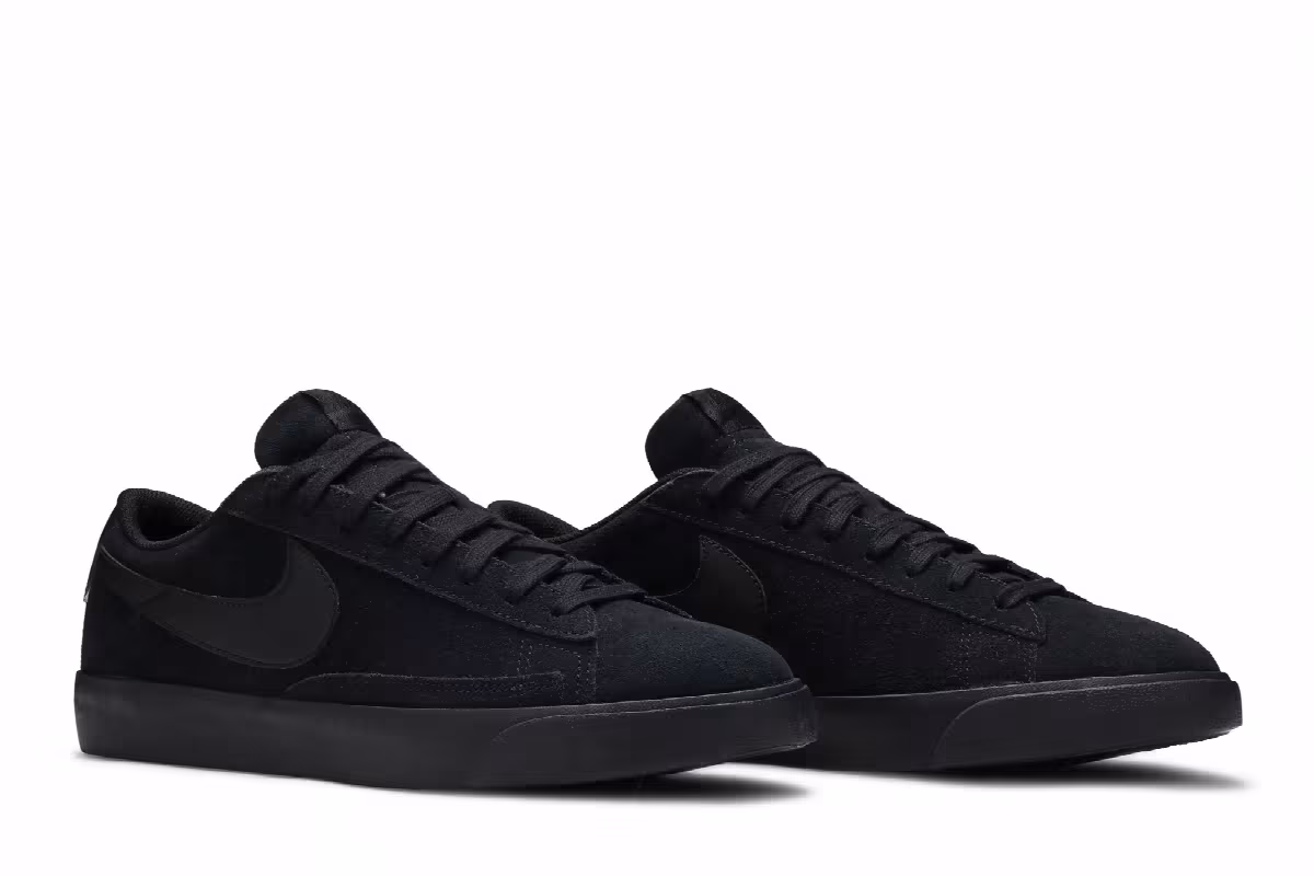 Nike Blazer Low LE Triple Black, view 9