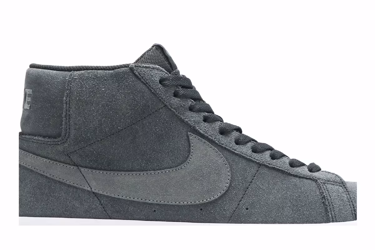 Nike Blazer Mid SB Black Suede, view 3
