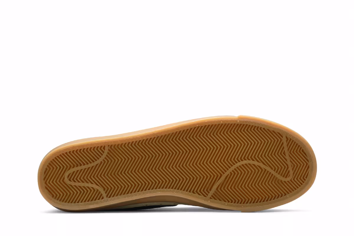 Nike Blazer Low Olive Aura, view 5