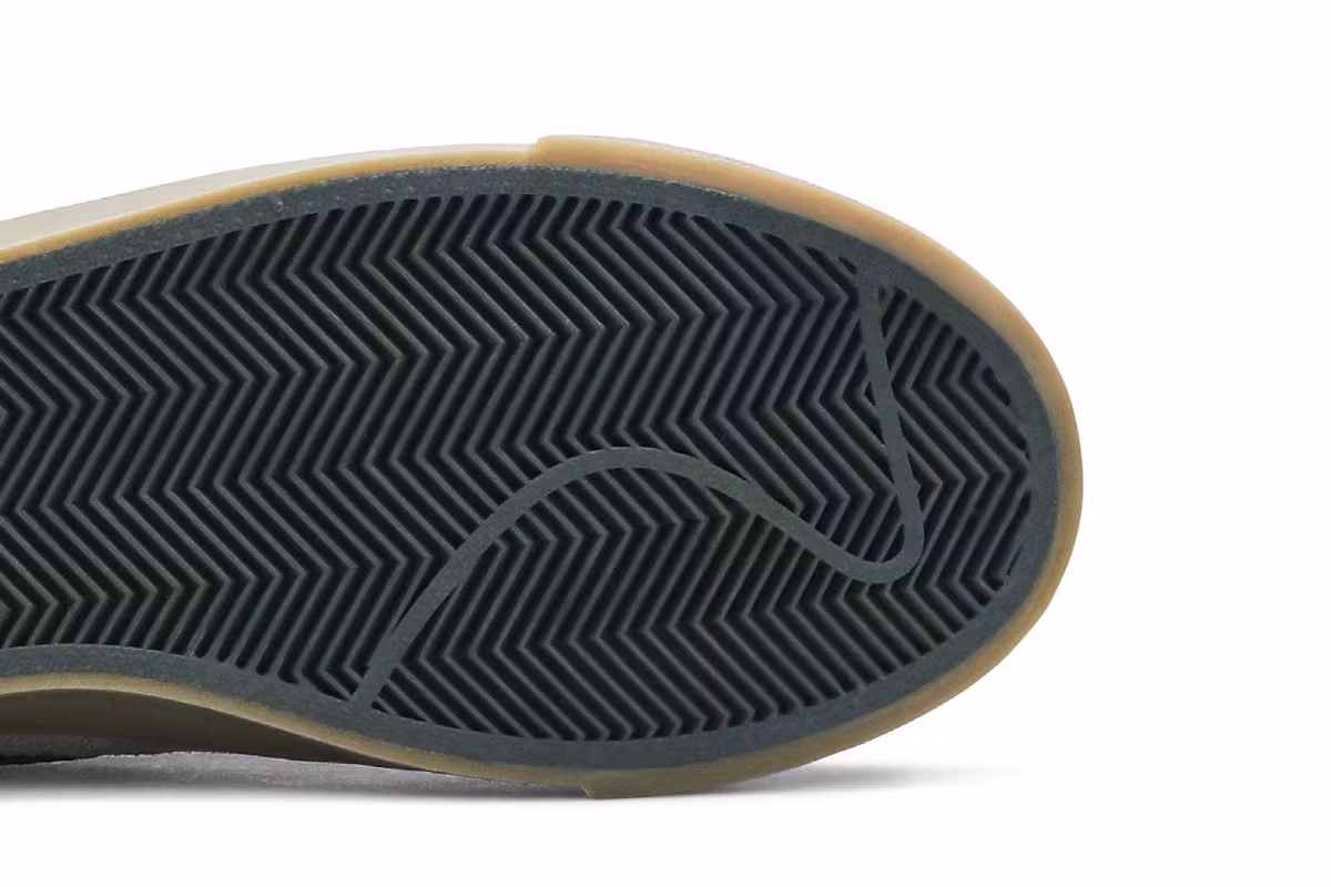 Nike SB Blazer Low GT, view 6