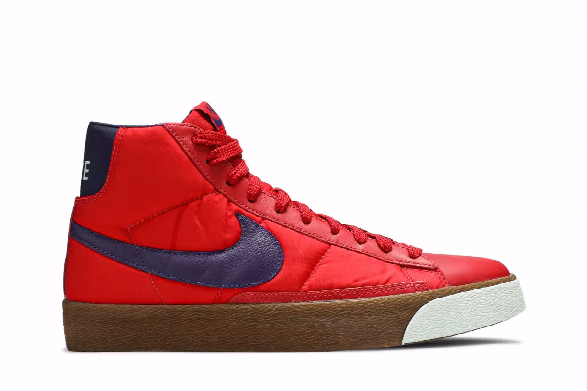 Nike Blazer Mid Premium Tech Pack, view 2