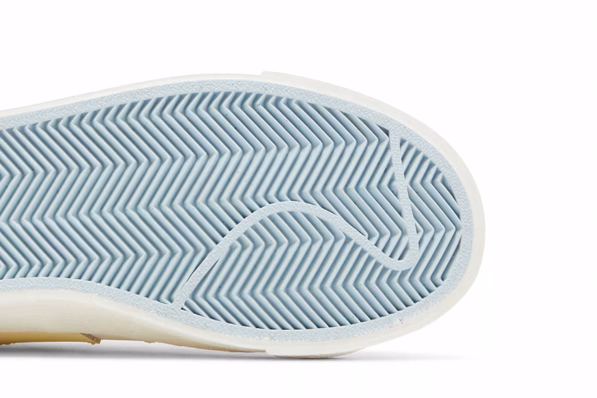 Nike Women's Blazer Low Summer Vibe, view 6