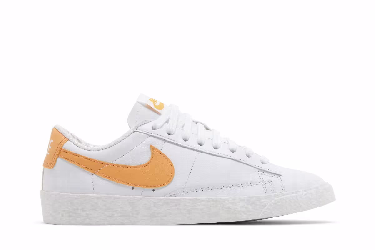 Nike Women's Blazer Low LE White Fuel Orange, view 2