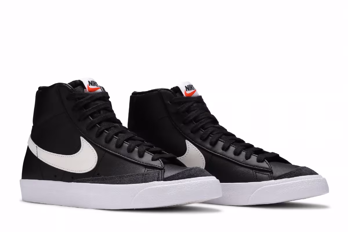 Nike Women's Blazer Mid Black White, view 9