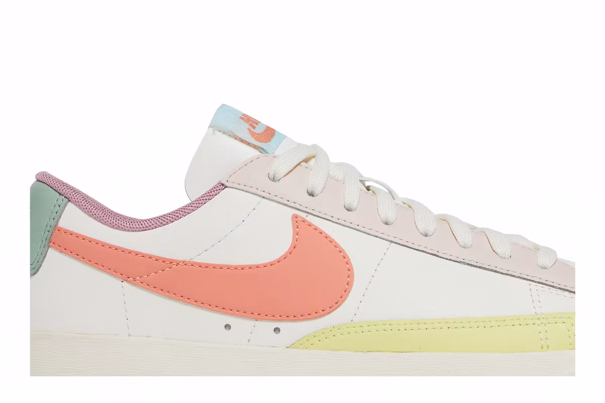 Nike Women's Blazer Low LE Pastel, view 3