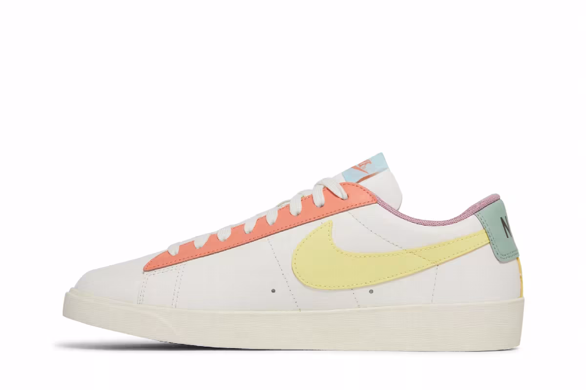 Nike Women's Blazer Low LE Pastel, view 4