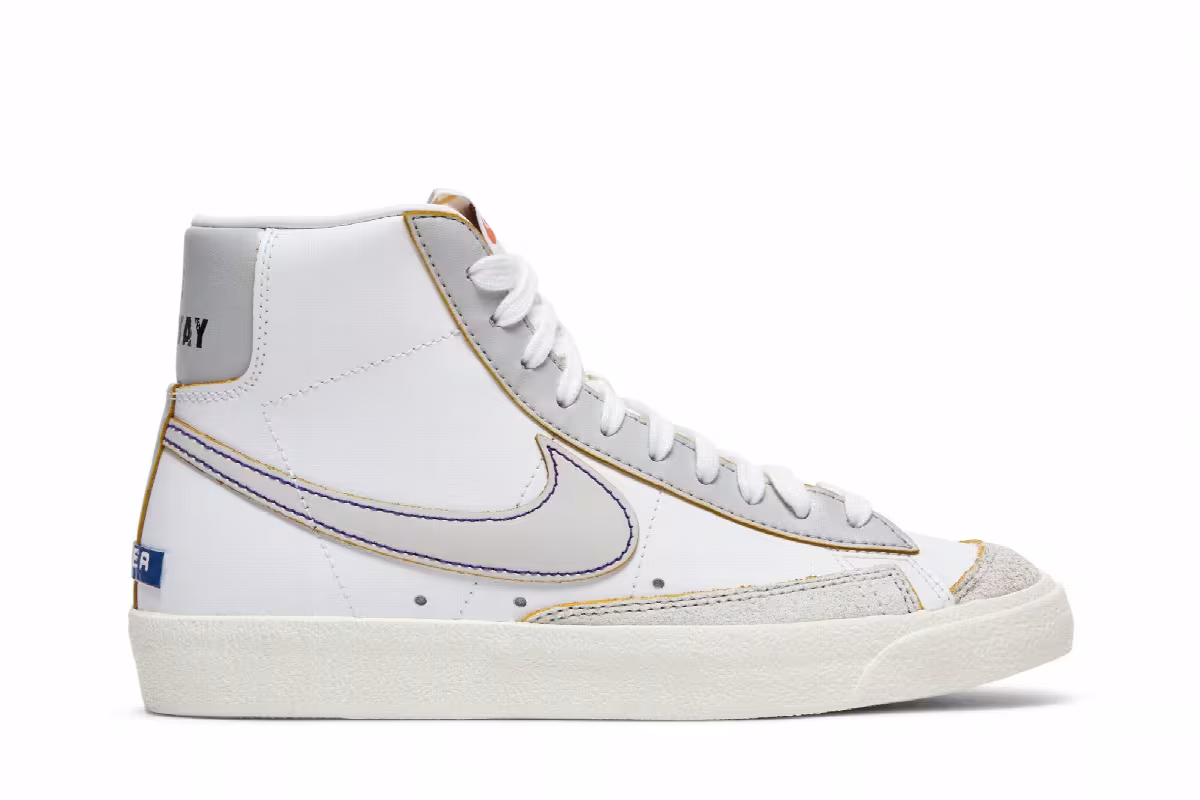 Nike Women's Blazer Mid The New Way, view 2