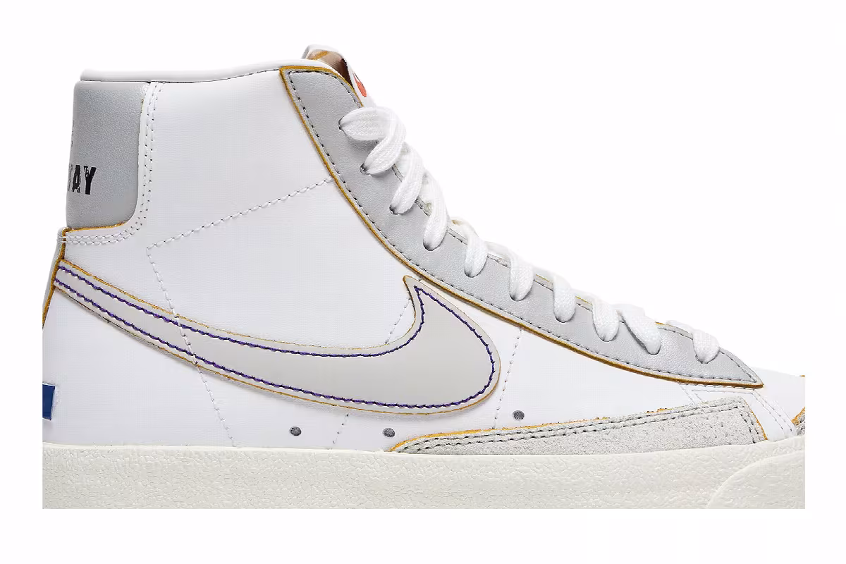 Nike Women's Blazer Mid The New Way, view 3