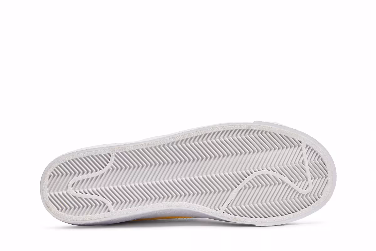 Nike Women's Blazer Mid White Opti Yellow, view 5
