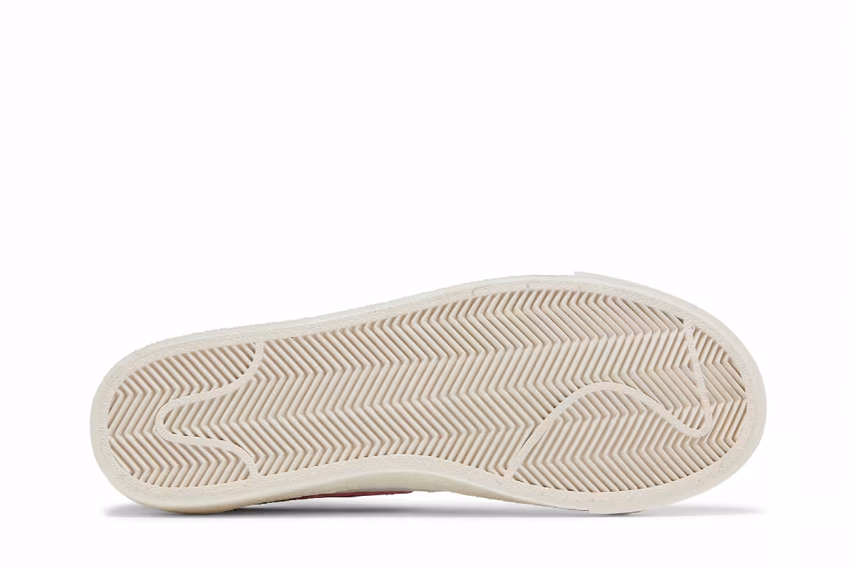 Nike Women's Blazer Low White Team Red, view 5