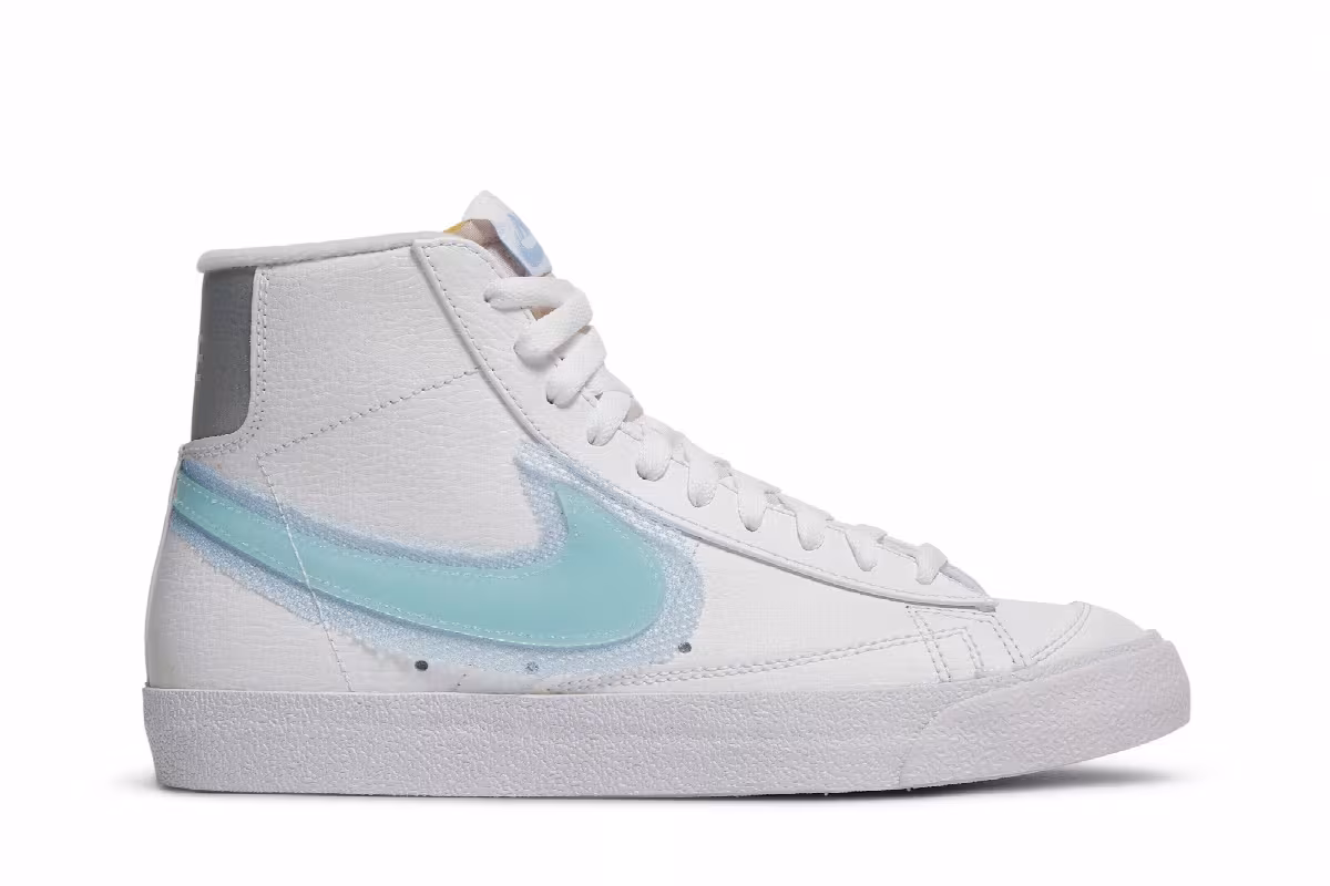 Nike Women's Blazer Mid White Glacier Blue, view 2