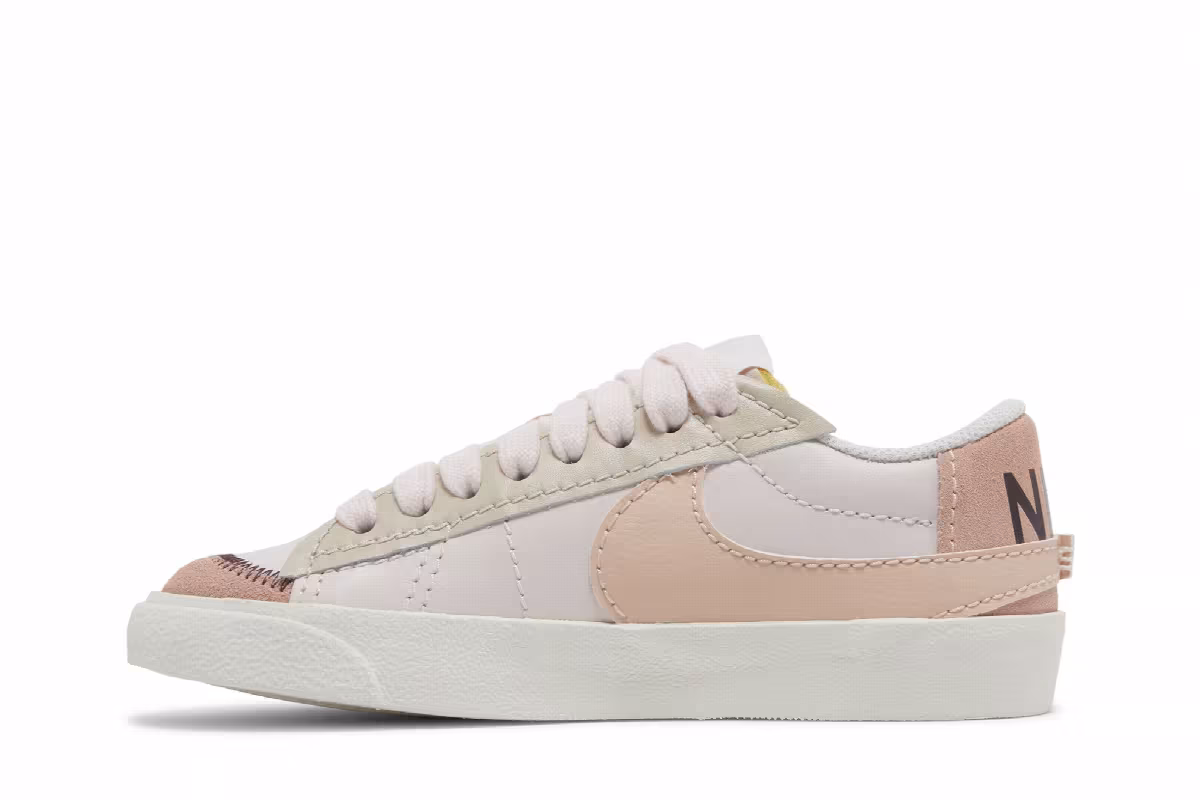 Nike Women's Blazer Low Light Soft Pink, view 4