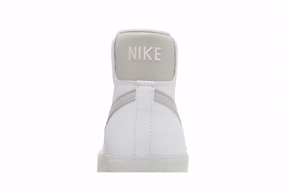 Nike Blazer Mid White Light Bone, view 8