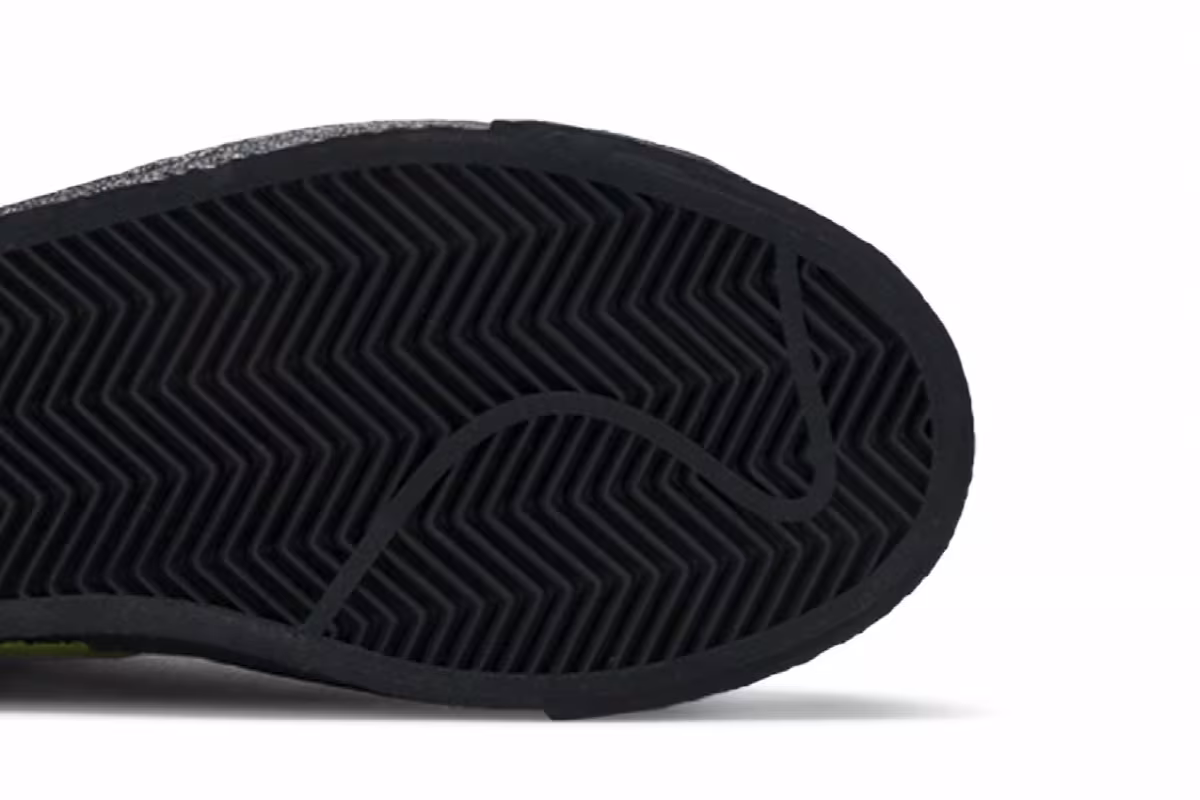 Nike Blazer Mid GS Glow in the Dark, view 6