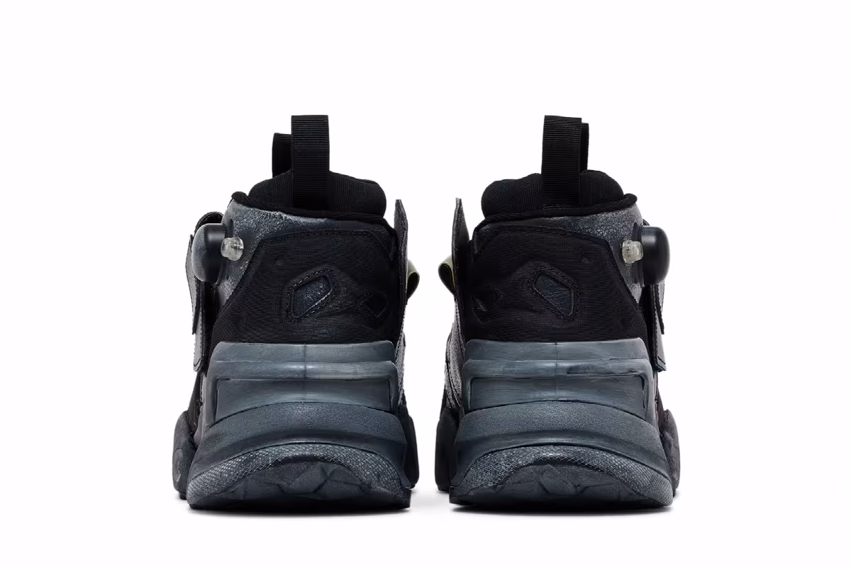 Vetements x Reebok Genetically Modified Pump Black, view 7