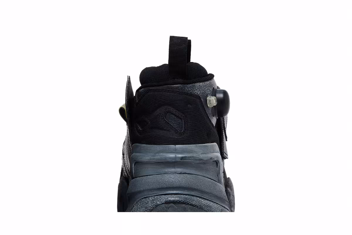 Vetements x Reebok Genetically Modified Pump Black, view 8