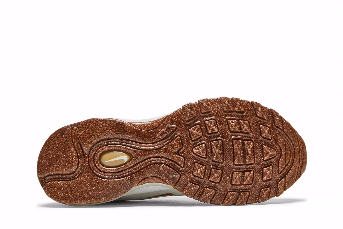 Nike Women's Air Max 97 SE Cork, view 5