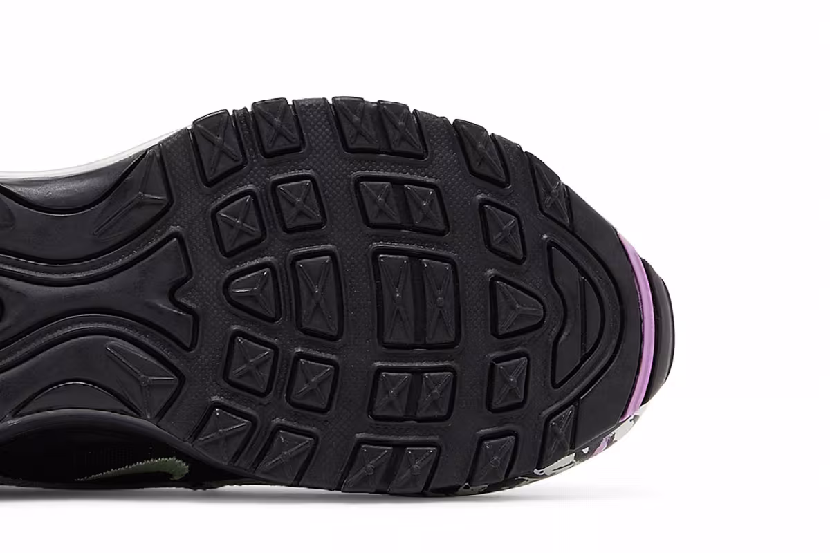 Nike Women's Air Max 97 Splatter, view 6