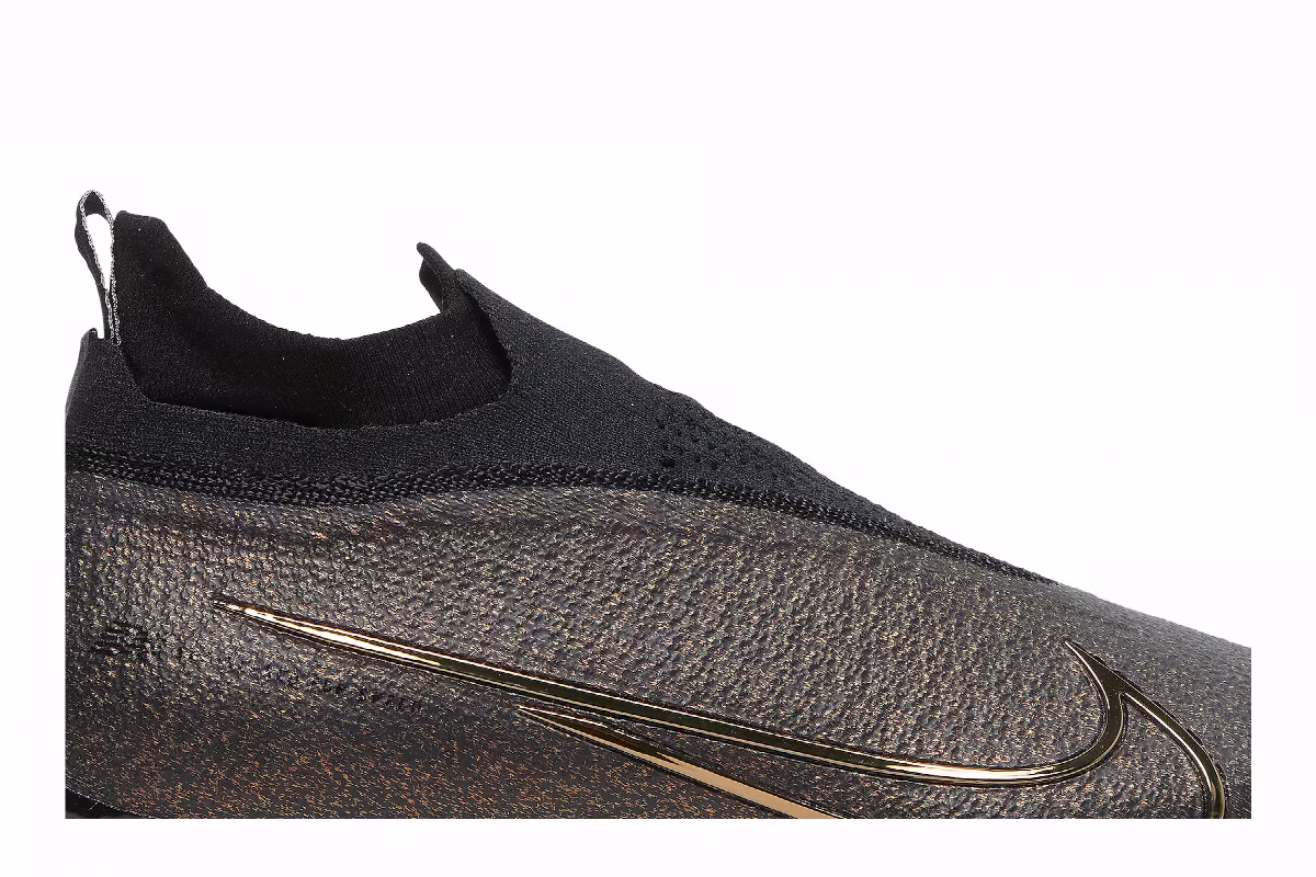 Nike Vapor Edge Elite 360 Flyknit Black Metallic Gold, view 3