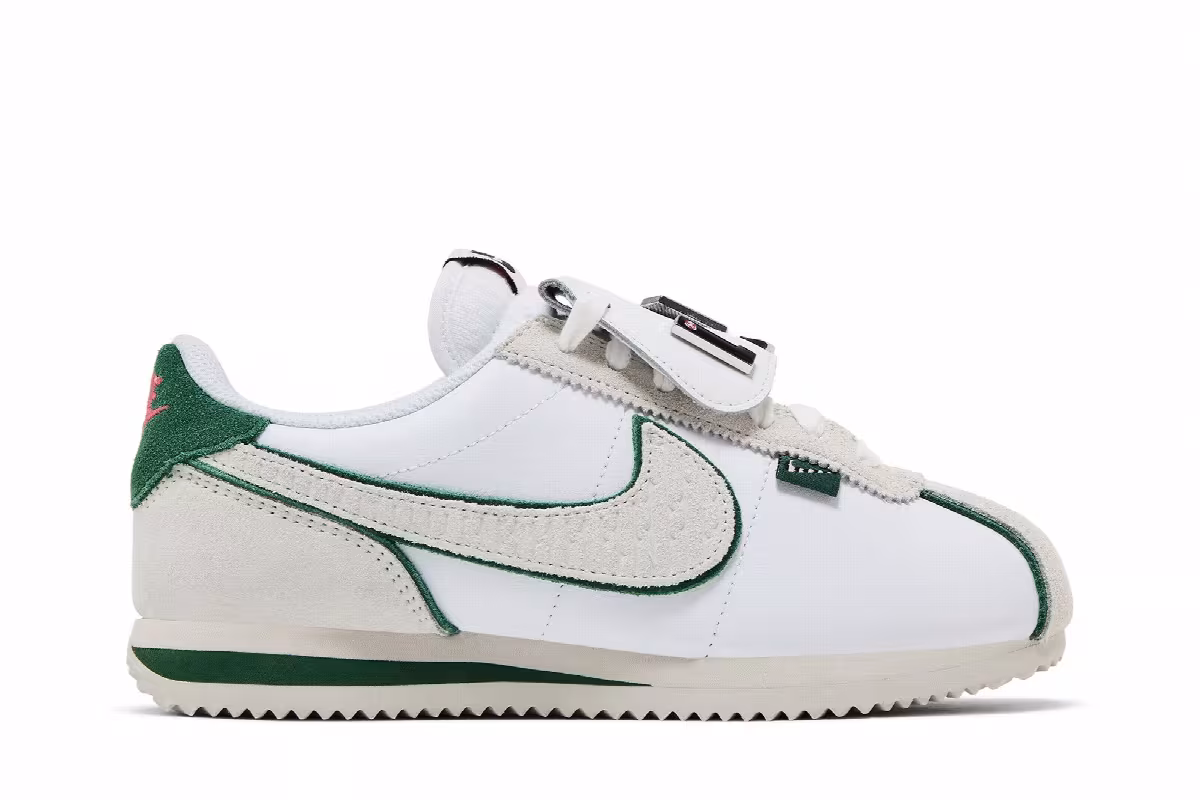 Nike Women's Cortez All Petals United, view 2