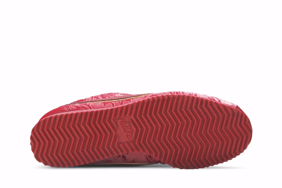 Nike Women's Classic Cortez SE Velvet Red Crush, view 5