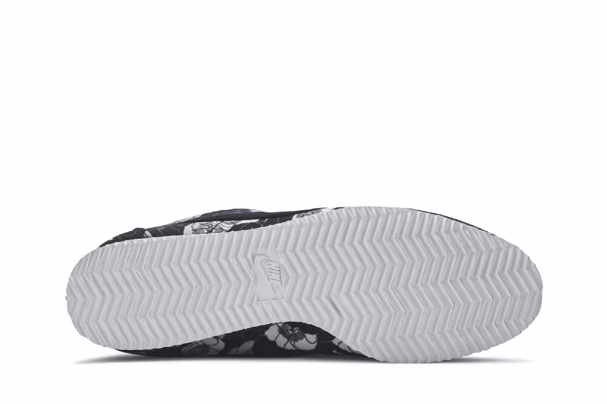 Nike Women's Classic Cortez LX Black Floral, view 5