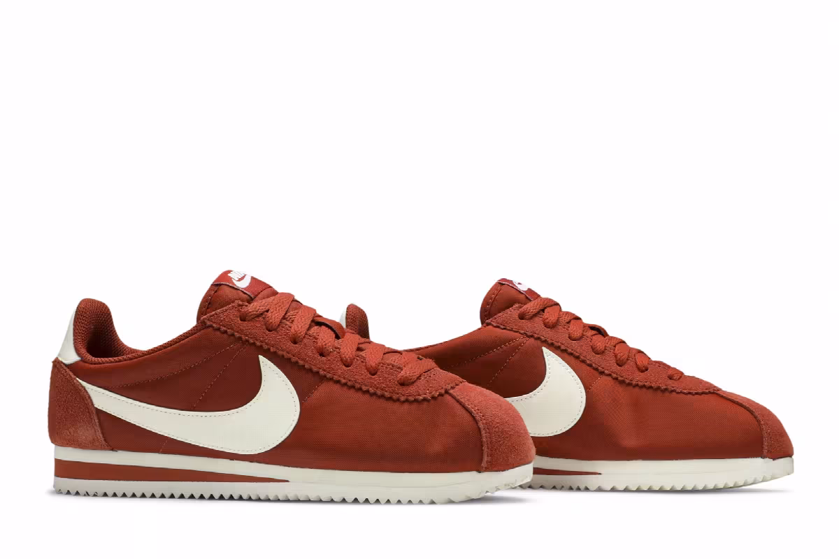 Nike Women's Classic Cortez Nylon Firewood Orange, view 9