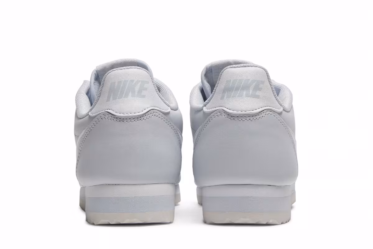 Nike Women's Classic Cortez Leather Football Grey, view 7