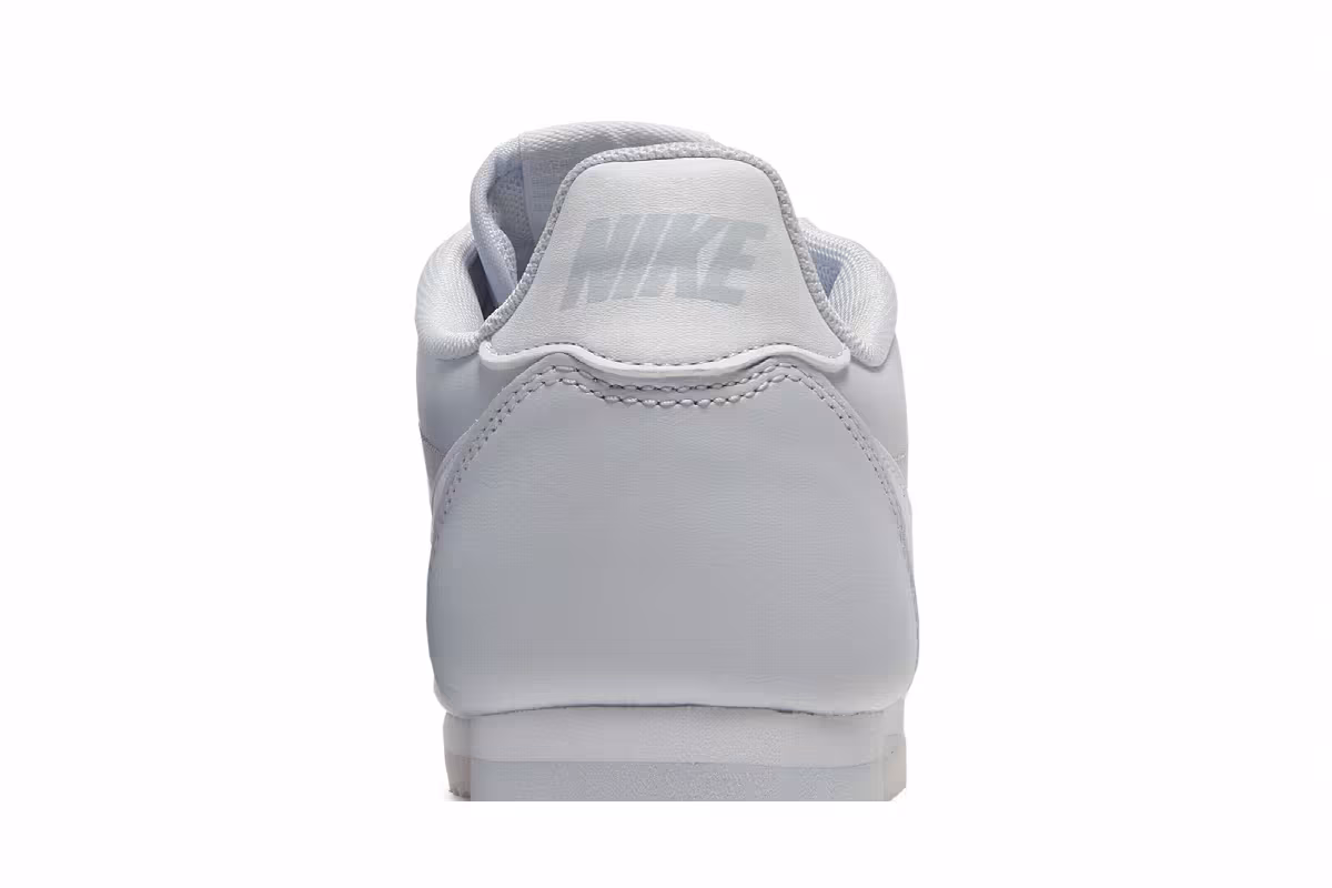 Nike Women's Classic Cortez Leather Football Grey, view 8