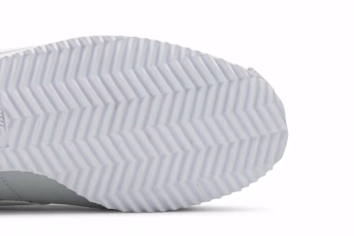 Nike Women's Classic Cortez Nylon Pure Platinum, view 6