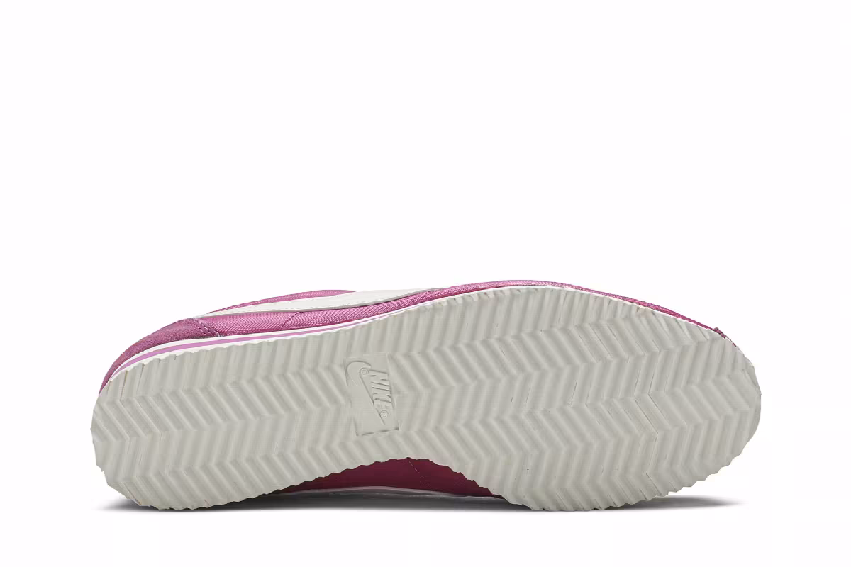 Nike Women's Classic Cortez Nylon Active Fuchsia, view 5