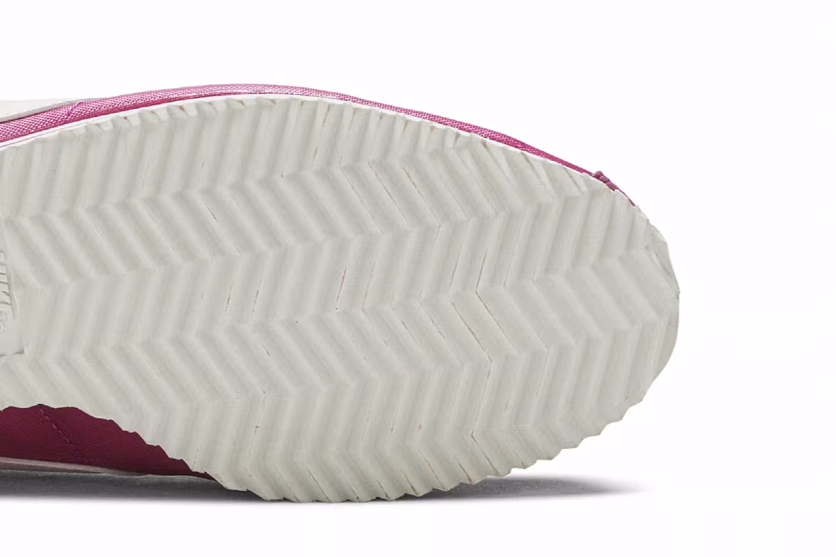 Nike Women's Classic Cortez Nylon Active Fuchsia, view 6