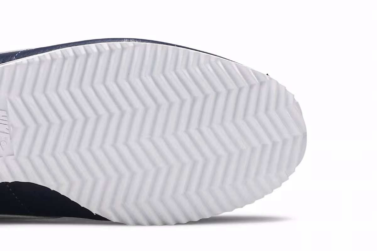 Nike Cortez Leather Midnight Navy, view 6
