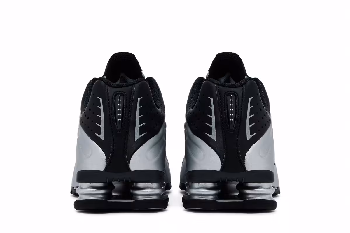 Nike Shox R4 Metallic Silver Black, view 7
