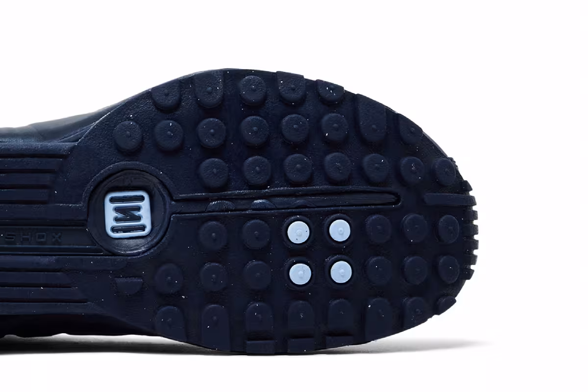 Nike Shox R4 Obsidian Reflective, view 6